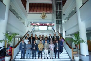 Momentum Hari Pelanggan Nasional, PLN Icon Plus Bersama PLN Group Jatim Hadir Lebih Dekat dengan Pelanggan