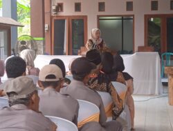 Dwi Qomariyah Terpilih Sebagai Kepala Desa PAW Jumok Melalui Musyawarah Mufakat