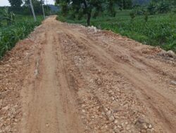 Sorotan Kualitas Proyek BKKD  Di Desa Clebung: Material Mirip Lumpur Picu Kekhawatiran Warga