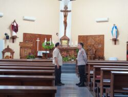 Kapolres Bojonegoro Tinjau Gereja, Pastikan Kesiapan Pengamanan Natal 2025