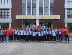 Kapolres Bojonegoro Lepas Tim Bola Voli U-18 Berlaga di Kejurprov Jatim