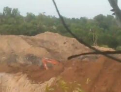 Ironi di Jalur Nasional,Dugaan Skandal Pasir Silika Ilegal dan “Pesta” Solar Subsidi di Tuban