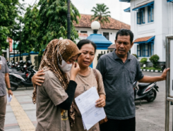 Keluarga Korban kecewa Atas Dugaan Pembebasan Tiga Oknum Nakes dalam Kasus Aborsi di Bojonegoro 