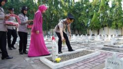 Jelang Hari Bhayangkara ke-80, Polres Bojonegoro Gelar Ziarah di Tiga Lokasi Makam Pahlawan