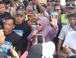 ​Terima Aspirasi Massa, Mitroatin Berjanji Kawal Tuntutan Pendemo ke Pemerintah Pusat